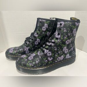 Dr. Martens Zavala Pansies Print Leather Combat Boots US Size 10 L NEW